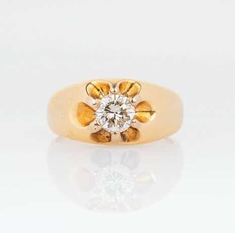 A Solitaire Diamond Ring. - photo 1