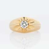 A Solitaire Diamond Ring. - photo 1