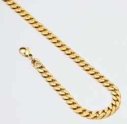 A Curb Chain Necklace with Solitaire Diamond.