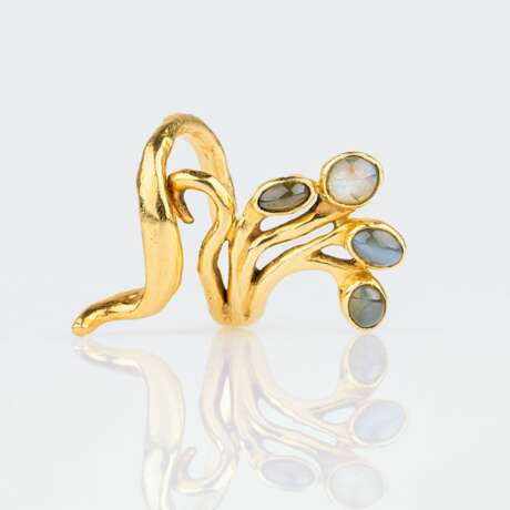 A Gold Ring with Moonstones. - фото 1