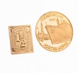 Zwei Goldmünzen 'Hamburger Hafen und Postmarke'.