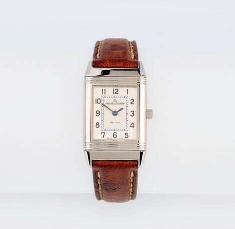 Jaeger-LeCoultre. A Lady's Wristwatch 'Reverso'. - photo 1