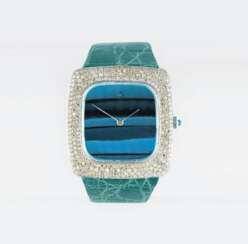 Corum. Damen-Armbanduhr mit Diamant-Besatz 'Buckingham Peacock'.