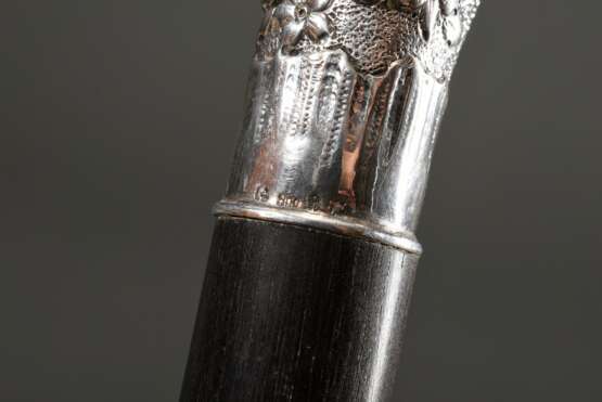 Gehstock mit Silber 800 Fritzkrücke im Neo-Rokoko Stil und dunklem Hartholz Schuss, um 1900, L. 91,5cm, Gebrauchsspuren - photo 6