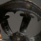 Antike Marienkrone mit Glasstein Besatz, wohl Süddeutsch, 19.Jh., Metall vergoldet, unvollständig, H. 8cm, Ø 9cm - photo 9