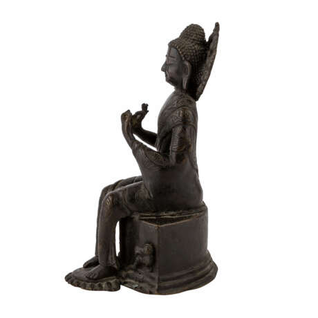 Buddha Maitreya aus Bronze. - фото 3