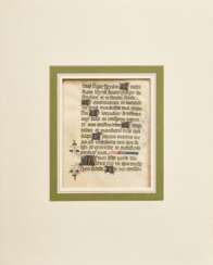 Stundenbuch Blatt, Tinte/Gouache, mit Gold gehöht, beidseitig beschriftet, Pergament, wohl Nordfrankreich um 1490, im Passepartout montiert, 15x11,2cm (m.PP. 30x24cm), kleine Randdefekte, Altersspuren