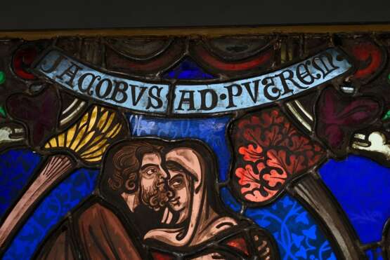 Kirchenfenster Bleiverglasung „Jacob und Rachel“, 19.Jh., mit integrierter Beleuchtung, 67,5x63,5cm - photo 2