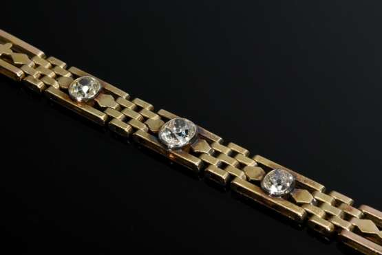 Gelbgold 585 Backstein Armband mit 3 Altschliff Diamanten (zus. ca. 1.20ct, P1-2/LY), um 1900/1920, 18g, L. 19cm - photo 2