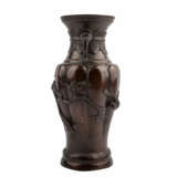 Vase aus Bronze. JAPAN, Meiji-Periode (1868-1912) - Foto 4