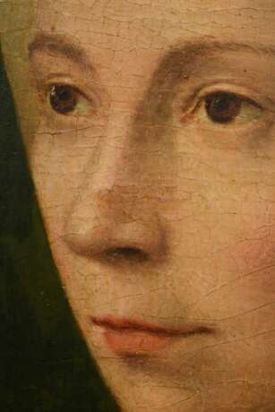 Unbekannter holländischer Meister des 16.Jh. "Portrait einer Dame mit Haube" um 1520, Öl/Holz, parkettiert, 35,8x28,8cm (m.R. 47x40cm), spätere Retuschen, leichtes Craquelé - Foto 4