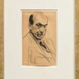 Liebermann, Max (1847-1935) „Selbstportrait“ um 1920/1921, Kohle/Strukturpapier, u.r. sign., freigestellt gerahmt, auf Pappe montiert, 21,3x13,5cm (m.R. 40,5x31,5cm), o. kleine Randdefekte, vergilbt, leicht lichtrandig, … - Foto 2
