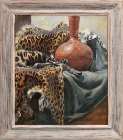 Unbekannter Künstler "Stillleben mit Leopardenfell, Tonkrug und Steinschlosspistole", Aquarell, u.r. sign. Brackmann (?), dat. 25.6.03, 57,5x47,5cm (m.R. 75x89cm) - фото 2