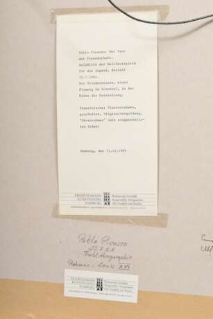 Picasso, Pablo (1881-1973) "La ronde de la jeunesse" 1961, Farblithographie, i. Druck sign./dat., Trockenstempel "Editions Combat pour la paix / S.P.A.D.E.M. Paris", verso bez. und Klebeetikett "… - фото 5