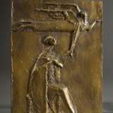 Unbekannter Künstler des 20.Jh. "Verkündigung", Bronze, Flachrelief, u. l. monogr. "G.H.", 23,5x17,8cm - photo 2