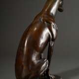 Reschke, Carl (1872-?) "Sitzender Windhund" 1910, Bronze, auf der Plinthe bez./dat., H. 36cm - photo 4
