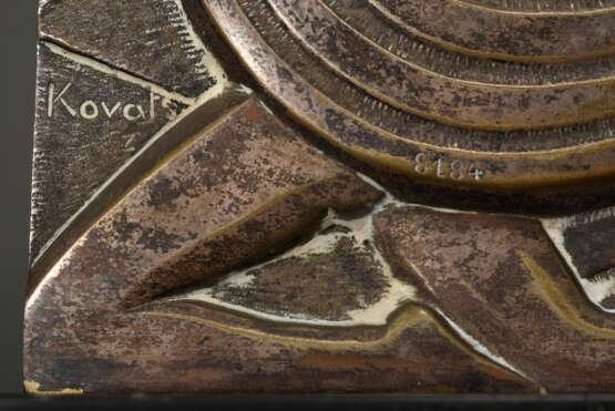 Paar Messing Art Deco Buchstützen „Tänzerinnen“ auf schwarzem Marmorsockel, je sign. "Kovars z", num. 8183/8184, am Boden bez. "France", 17,4/19,9x15x7,5cm, Sockel best., durchgeputzt - Foto 5