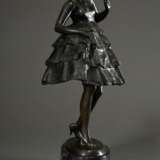 Zach, Bruno (1891-1935) "Tänzerin", brunierte Bronze auf Marmorsockel, Plinthe monogrammiert, H. 38cm - Foto 2