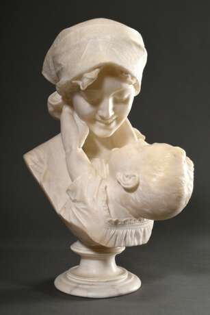 Marmor Skulptur "Mutter und Kind", auf rundem Sockel (Büste darauf drehbar), verso monogr./dat./bez., wohl Italien, H. 52,5cm, Sockel best. - фото 2
