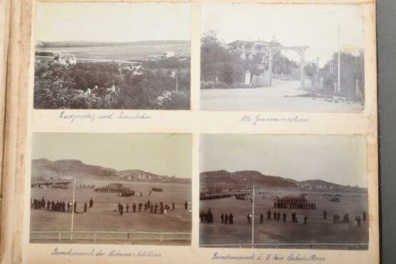 Fotoalbum zur Erinnerung an China 1906-1910 von Walther Jubisch, insgesamt 127 historische Fotografien chinesischer Motive u.a. Peking / Tientsin (Tianjin), große Mauer, Reisfelder, Lama Tempel, Pagoden im Sommerpalast, … - фото 8