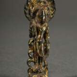 2 Diverse Teile Bronze Figuren: chinesischer "Bodhisattva" im Tang Stil, Bronze mit Resten von Vergoldung (H. 6,5cm) und indische "Tempeltänzerin" in eleganter Bewegung (H. 24cm), Provenienz: Slg. Ott… - photo 2