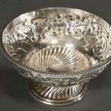 Punchbowl mit reichem getriebenem Dekor "Blumenranken und geschweifte Züge", MZ: GW, Sheffield, Silber 925, 266g, H. 9,5cm, Ø 16,5cm, Druckstelle - photo 2