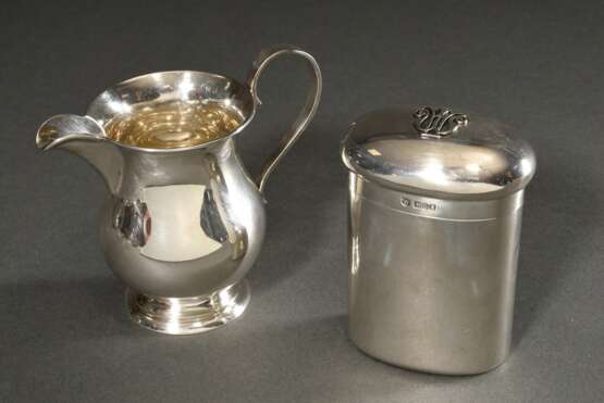 2 Diverse Teile englisches Silber: Milchkännchen mit Monogramm "PG", London 1924 (10,8x12,5cm) und ovale Dose, MZ: Drew & Sons Piccadilly Circus, London 1908 (10,7x8x5,5), Silber 925, ges. 227g, Druckstelle… - photo 1