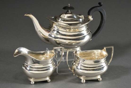 3 Teile klassisches Teeset mit zarter Rillenbordüre und Kugelfüßchen, MZ: ED, Birmingham 1921, Silber 925, 903g, H. 9,8-15,5cm - Foto 1