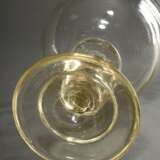 Berliner Weiße Glas mit aufgeschmolzenem Milchglas Rand und eingeschliffenem Eichstrich, H. 21,5cm, Ø 14,5cm - photo 3