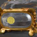 Jugendstil Vase mit fein geschliffenem Dekor "Weiblicher Akt zwischen Ranken" mit feuervergoldeter Bronzemontierung "Weinranken", farbloses Glas, um 1900, H. 17,5cm, innen Kratzer - photo 4