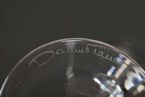36 Daum Nancy „Boléro“ Gläser mit zarter Kuppa und Knoten im Stiel: 14 große Weingläser (H.16,5cm), 13 kleine Weingläser (H. 15,7cm), 4 Likörgläser (H. 14cm) und 5 Champagnerflöten (H. 21cm) - photo 2