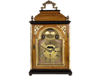 Table clock: complicated Viennese baroque clock around 1780…