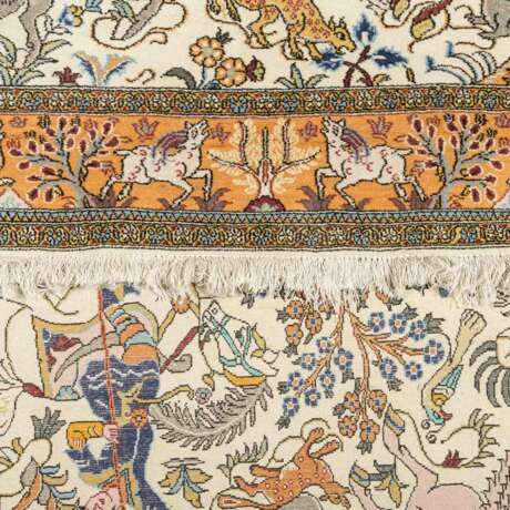 Orientteppich. IRAN, 20. Jahrhundert, ca. 221x138 cm. - photo 3