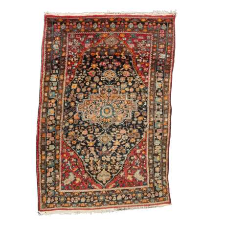 Orientteppich. HAMADAN/PERSIEN, 20. Jahrhundert, ca. 215x142 cm. - фото 1