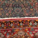 Orientteppich. HAMADAN/PERSIEN, 20. Jahrhundert, ca. 215x142 cm. - Foto 3