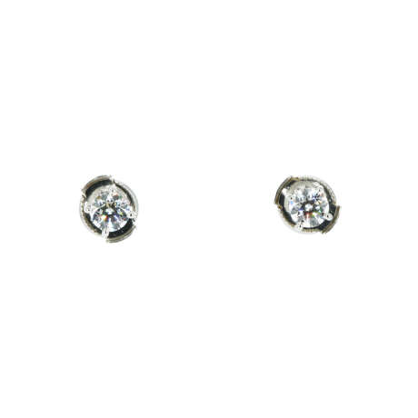 Solitaire-Ear-Studs - photo 1