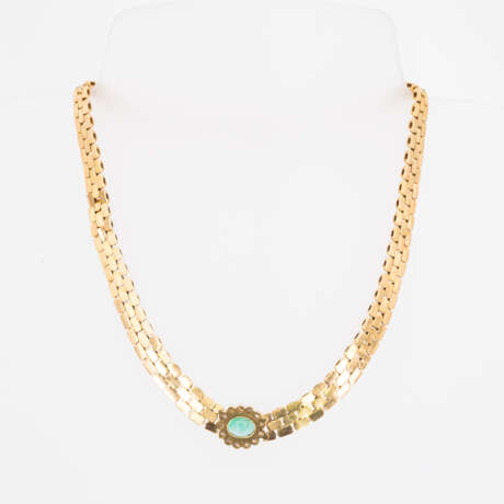 Emerald-Diamond-Necklace - photo 2