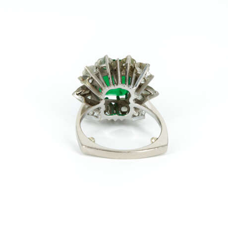 Gemstone-Diamond-Ring - photo 3