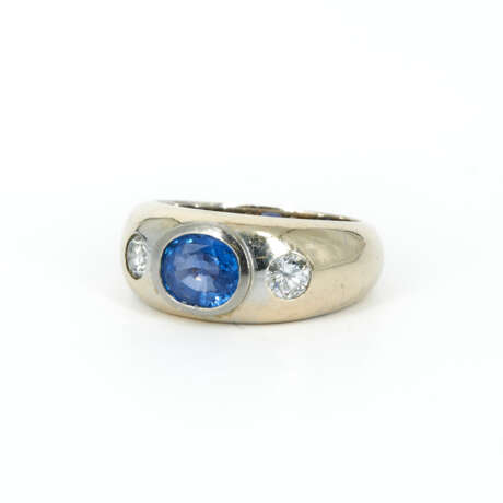 Sapphire-Diamond-Ring - photo 1