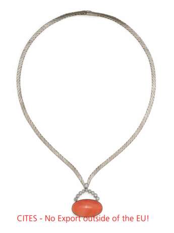 Coral-Diamond-Necklace - фото 1