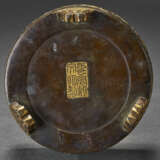 A SMALL FINELY-CAST PARCEL-GILT BRONZE CENSER - фото 7