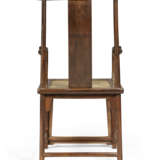 A RARE HUANGHUALI `OFFICIAL`S HAT` ARMCHAIR - Foto 5