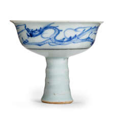 A RARE BLUE AND WHITE &#39;DRAGON&#39; STEM CUP