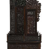 A LARGE AND MAGNIFICENT IMPERIAL CARVED ZITAN MIRROR STAND - photo 4