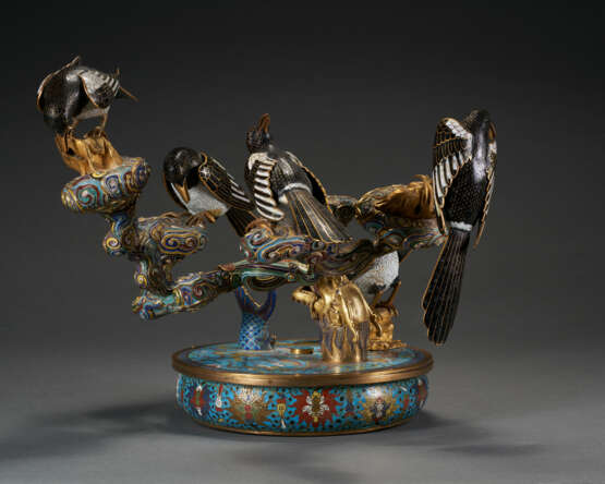 AN UNUSUAL CLOISONN&#201; ENAMEL BASIN WITH MAGPIES - photo 4
