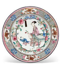 A FAMILLE ROSE &#39;EGGSHELL&#39; RUBY-BACK &#39;LADY AND CHILD&#39; DISH