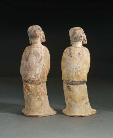 A PAIR OF PAINTED POTTERY LADIES - photo 2
