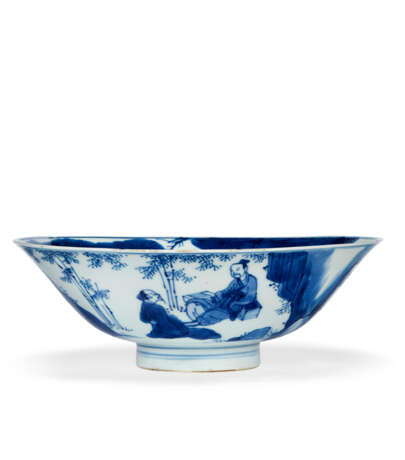 A BLUE AND WHITE `SEVEN SAGES` BOWL - Foto 1