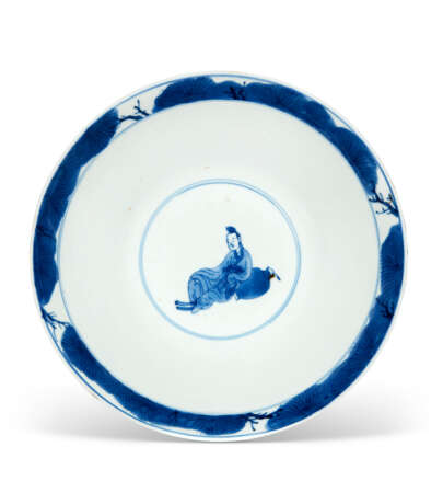 A BLUE AND WHITE `SEVEN SAGES` BOWL - Foto 4