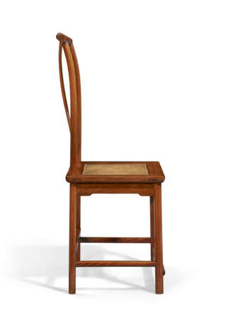A PAIR OF HUANGHUALI SIDE CHAIRS - photo 3